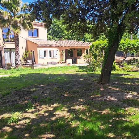 L'escandihado Villa